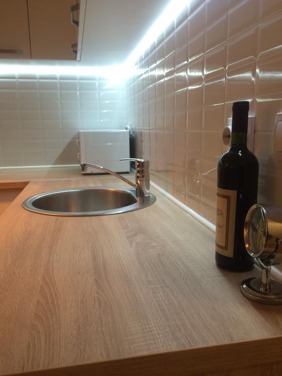 Gregovic Family Apartments Petrovac Buitenkant foto