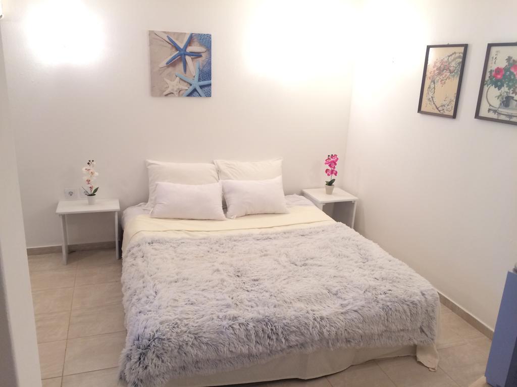 Gregovic Family Apartments Petrovac Buitenkant foto
