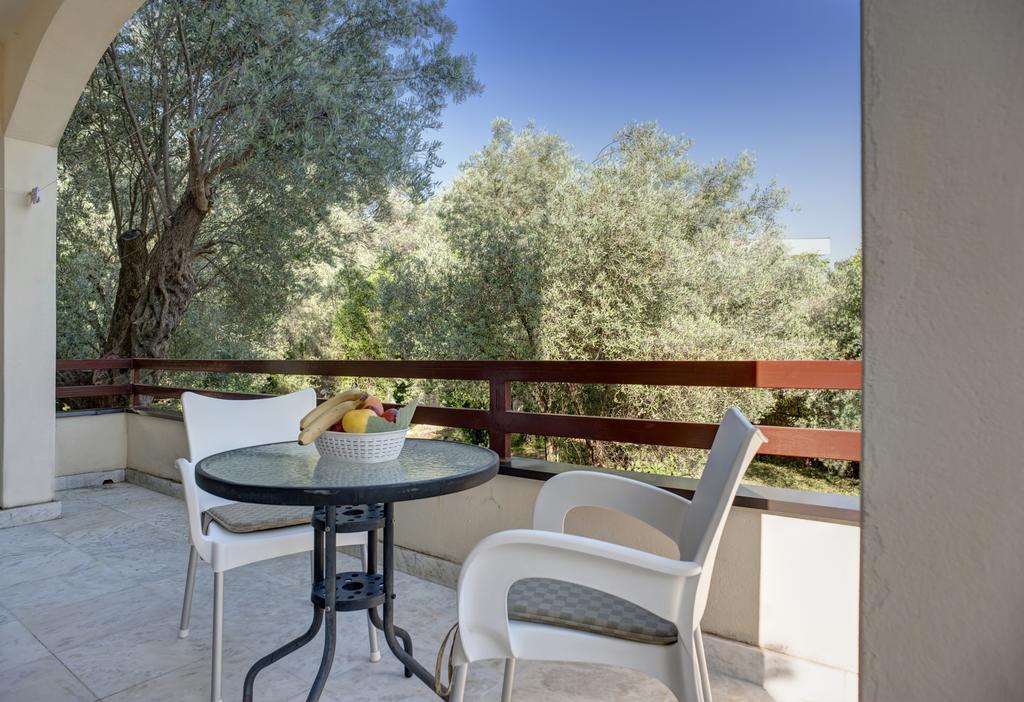 Gregovic Family Apartments Petrovac Buitenkant foto
