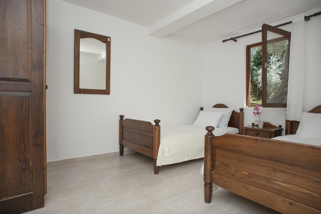 Gregovic Family Apartments Petrovac Buitenkant foto